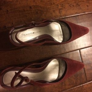 Bandolino Red Burgundy suede kitten heels